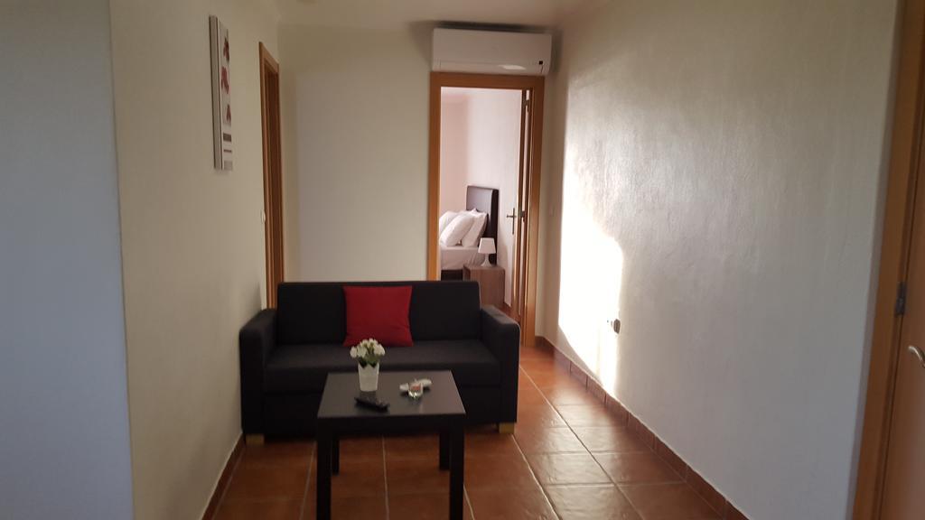 Monte da Barragem Hotel Montargil Eksteriør billede